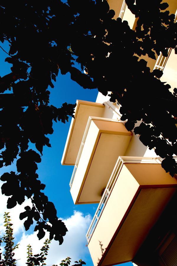 Sunny Beach Apartments Ретимно Экстерьер фото