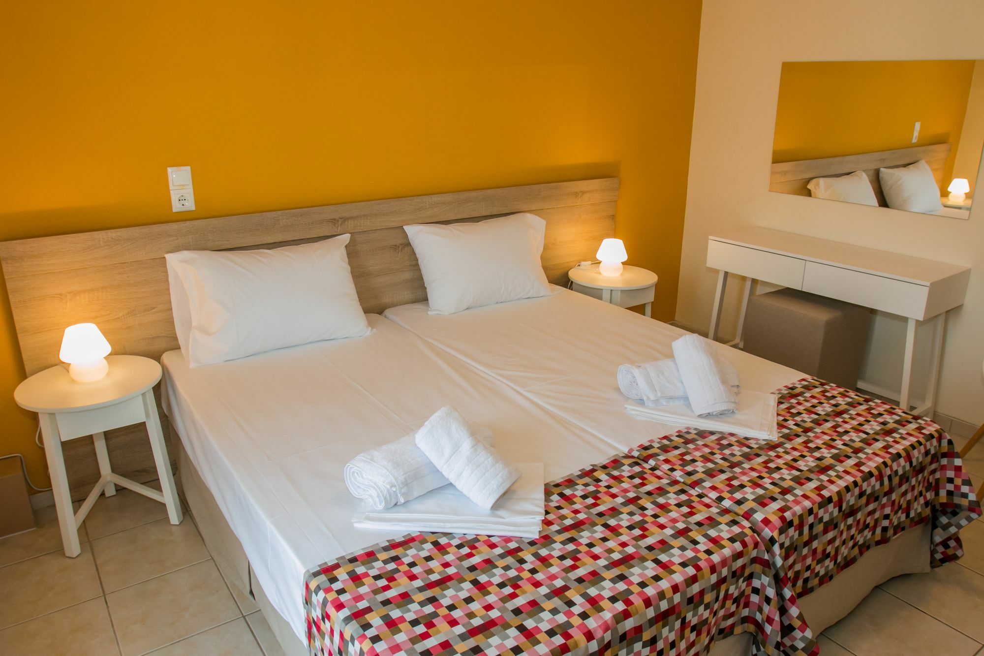 Sunny Beach Apartments Ретимно Экстерьер фото