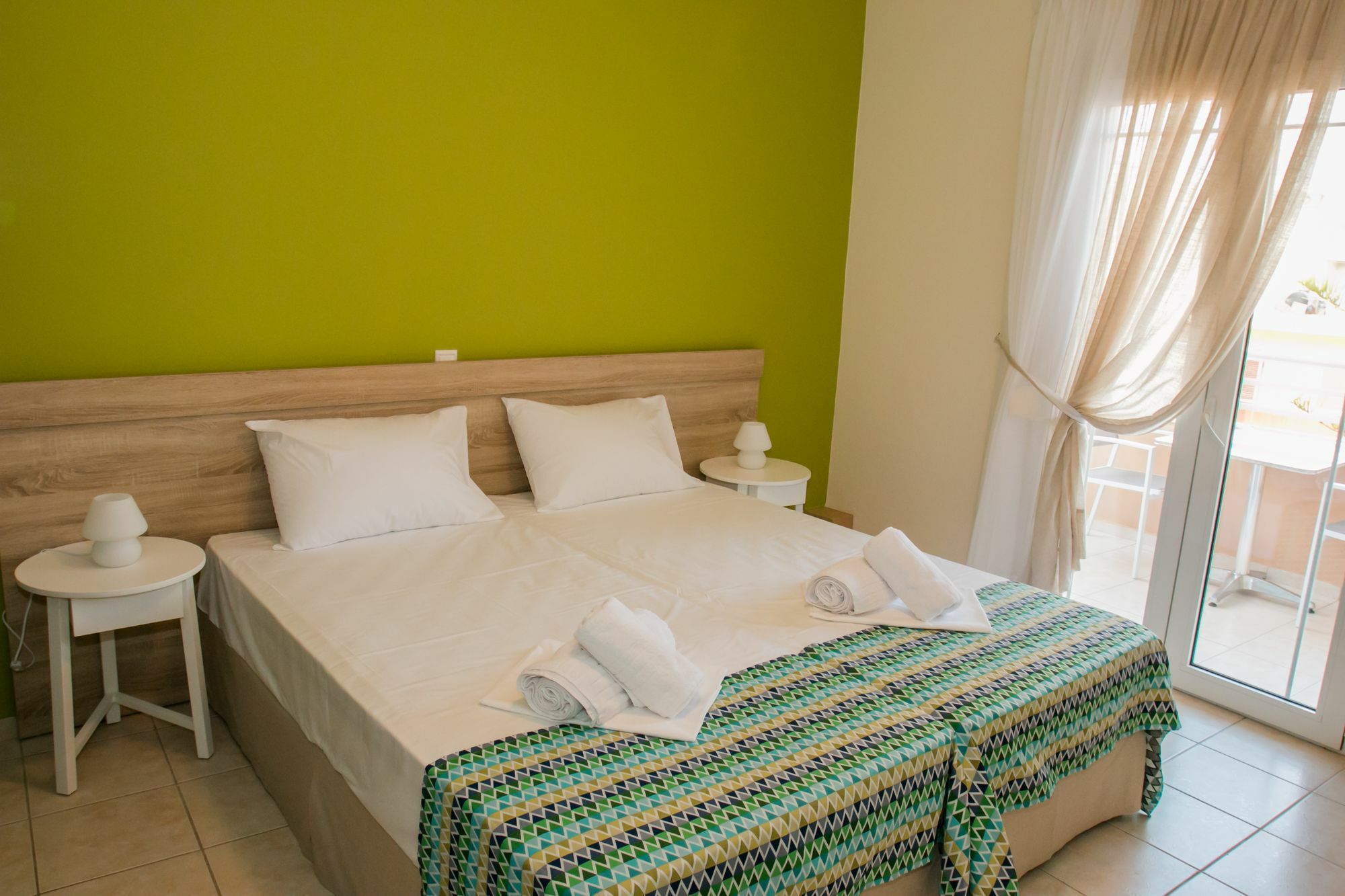 Sunny Beach Apartments Ретимно Экстерьер фото